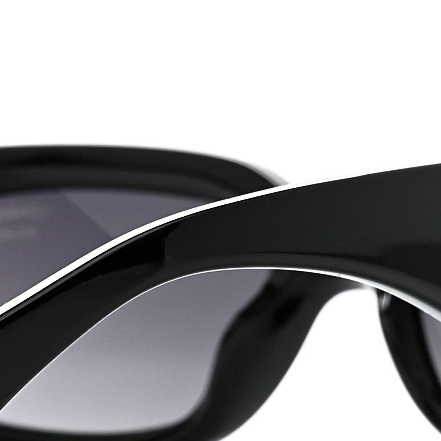 Chanel Acetate Glass Pearl Polarized Oval Sunglasses 5544 Black