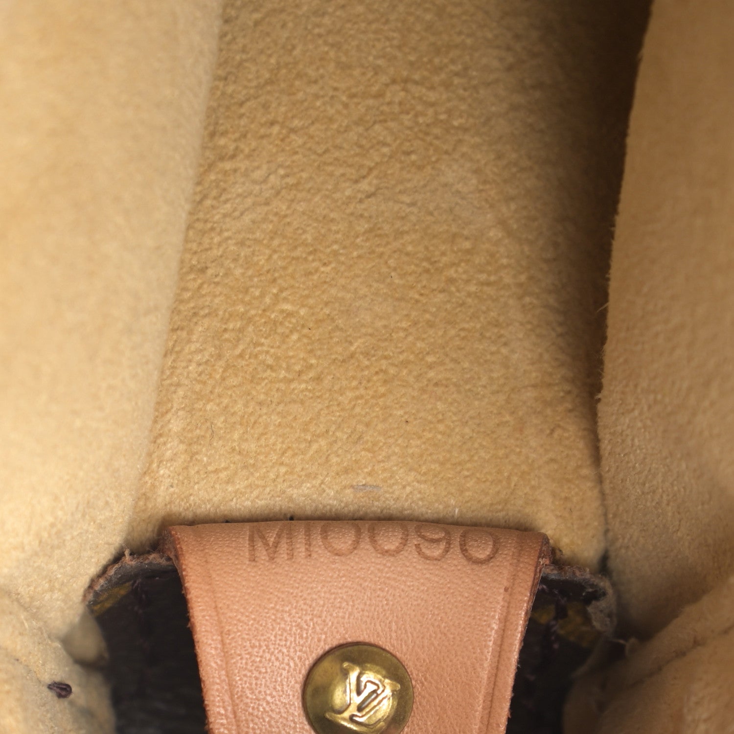 Louis Vuitton Monogram Looping GM 6 of 14