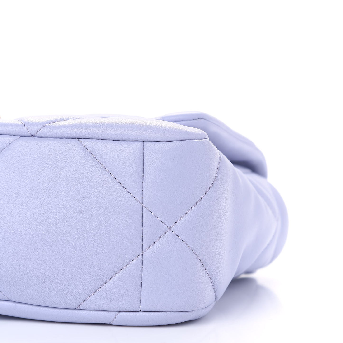 Lambskin Quilted Medium Chanel 19 Flap Light Purple