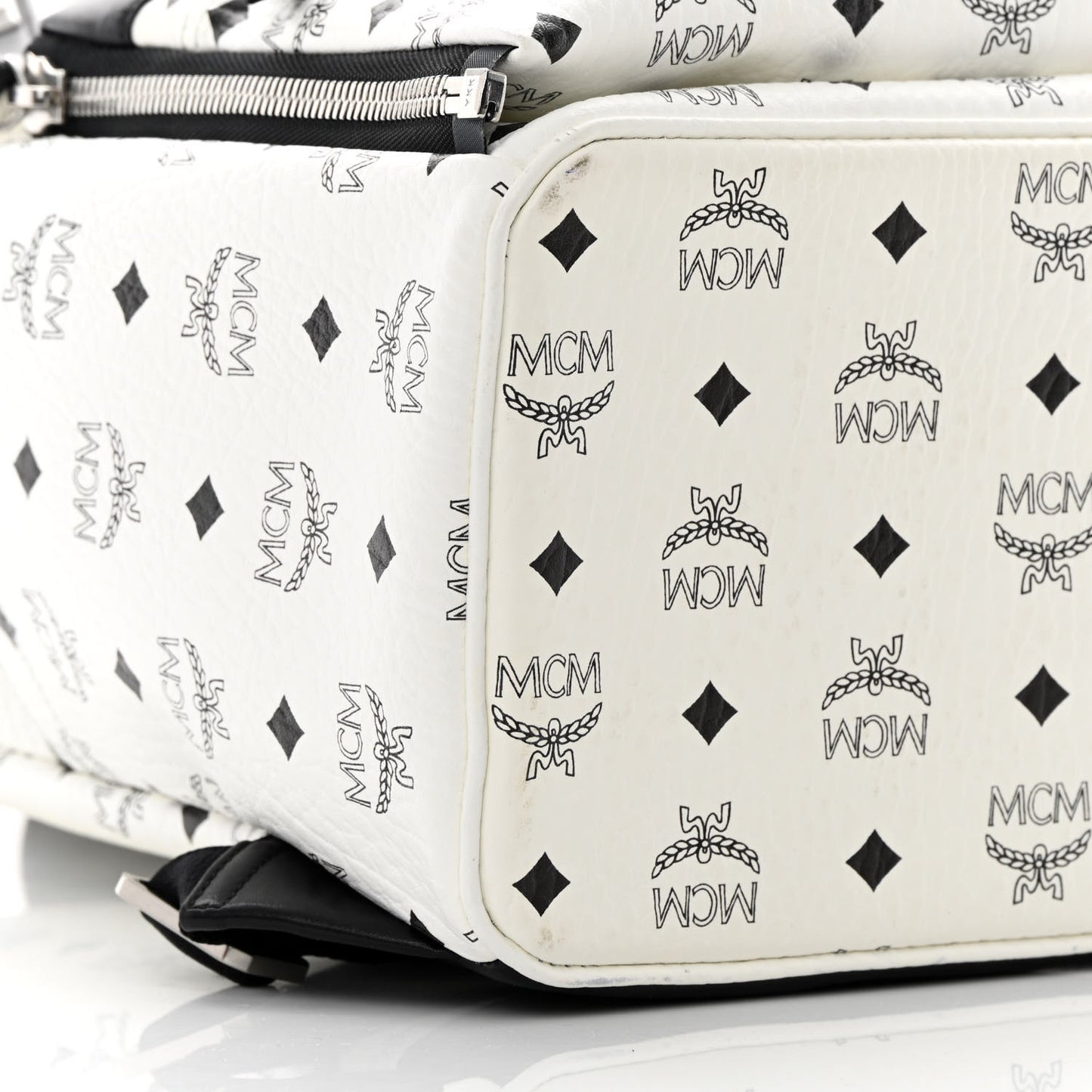 Visetos Studded Medium Dual Stark Backpack White