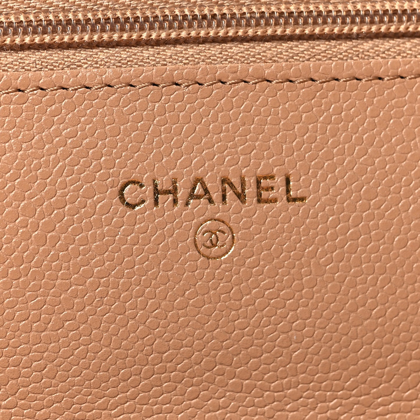 Caviar Quilted Wallet on Chain WOC Beige