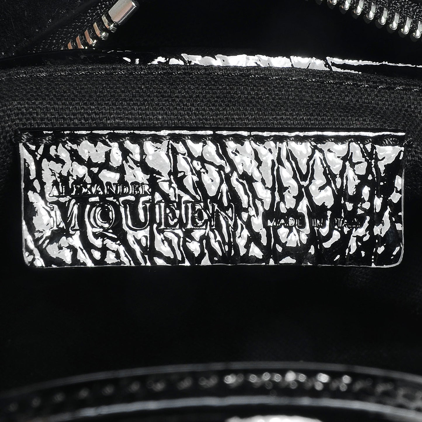 Grainy Patent Suede Mini Eyelet Padlock Black