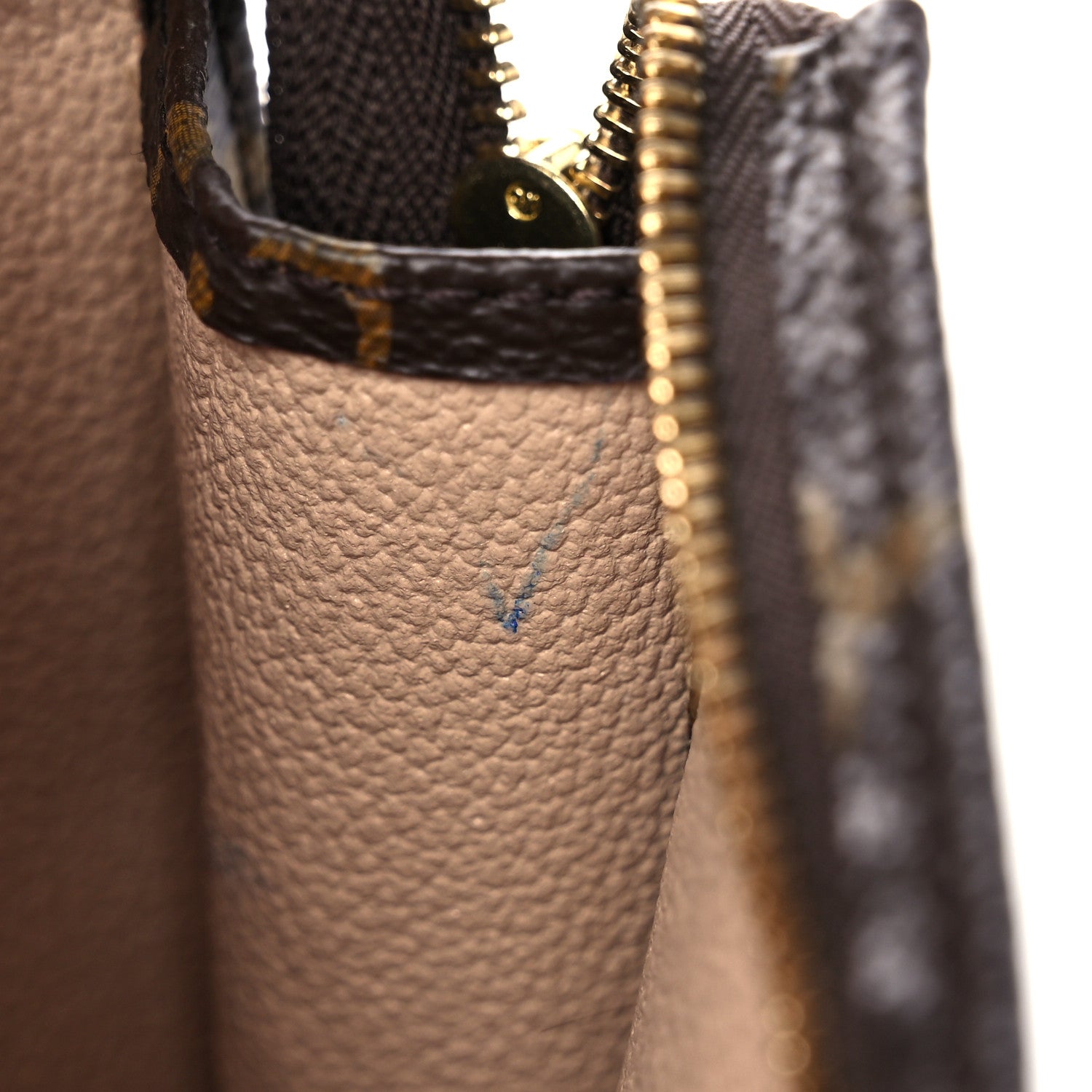 Louis Vuitton Monogram Toiletry Pouch 19 10 of 13