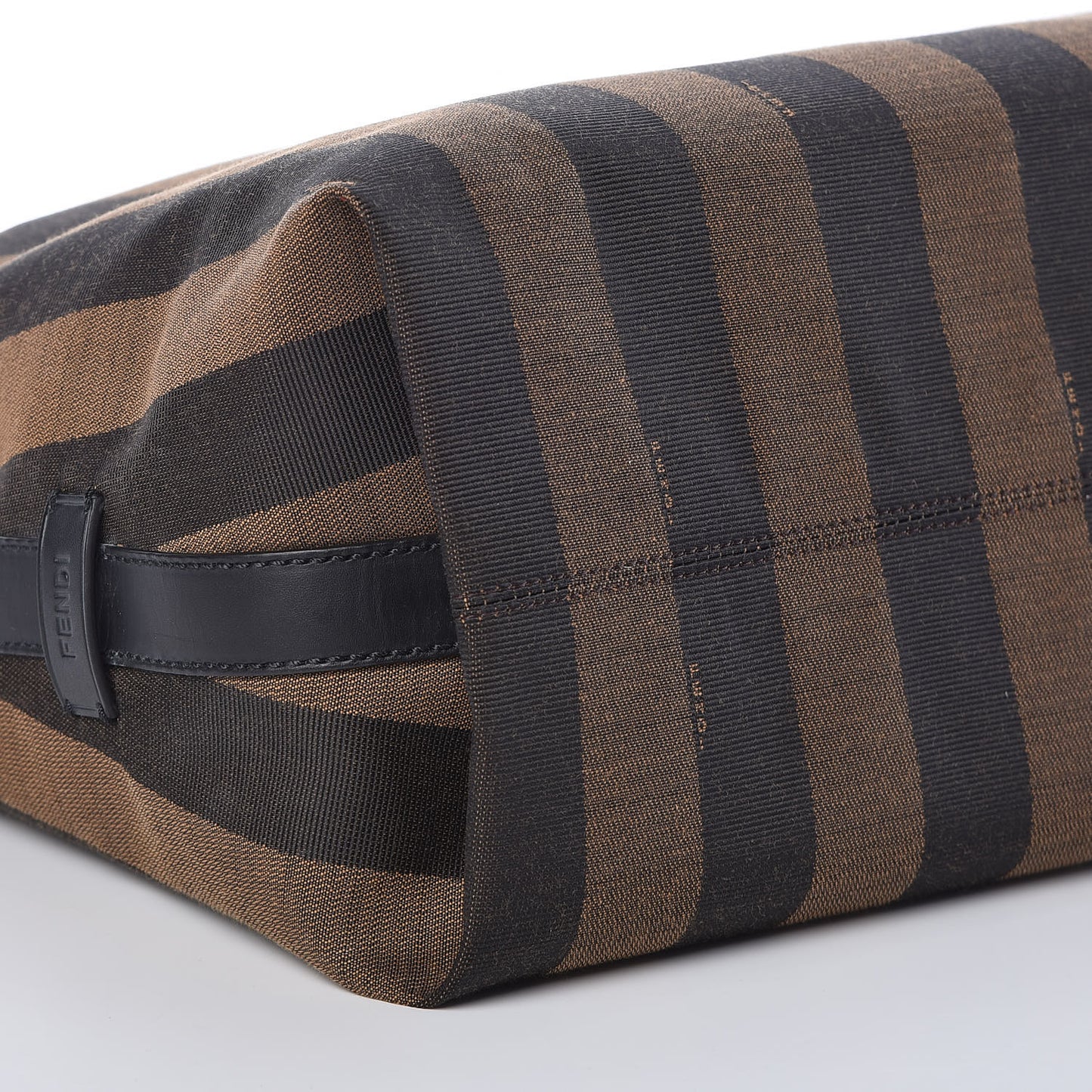 Pequin Cuoio Vegetale Large Hobo Tobacco Rosso Black