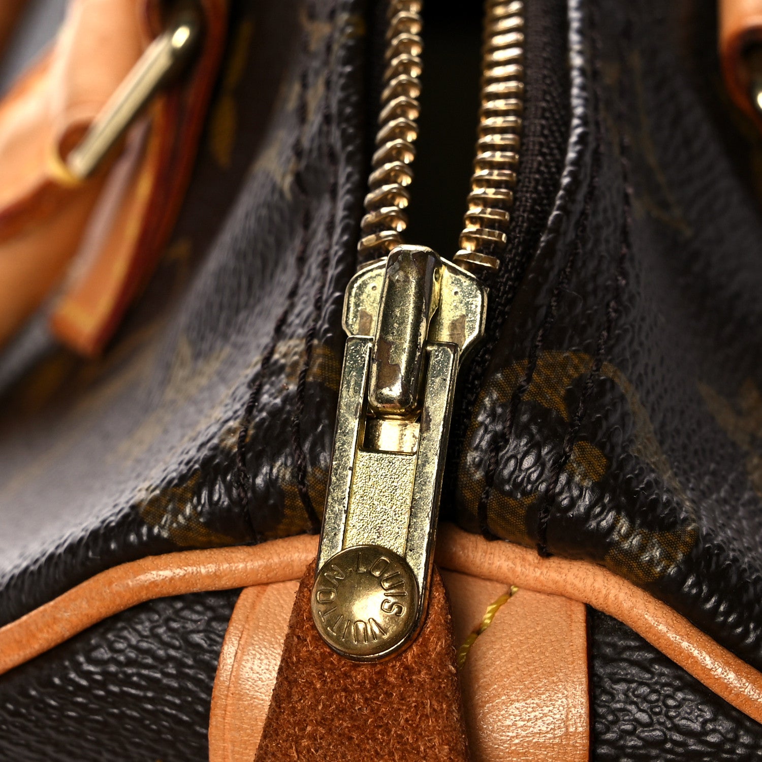 Louis Vuitton Monogram Speedy 25 23 of 23