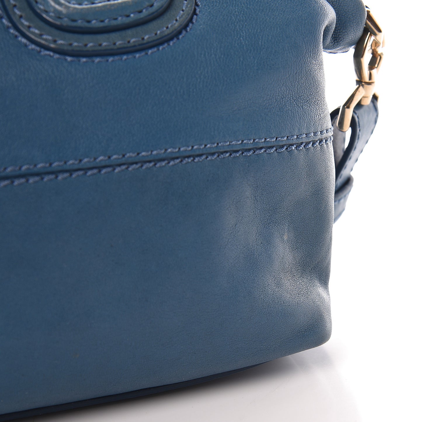 Lambskin Micro Nightingale Medium Blue