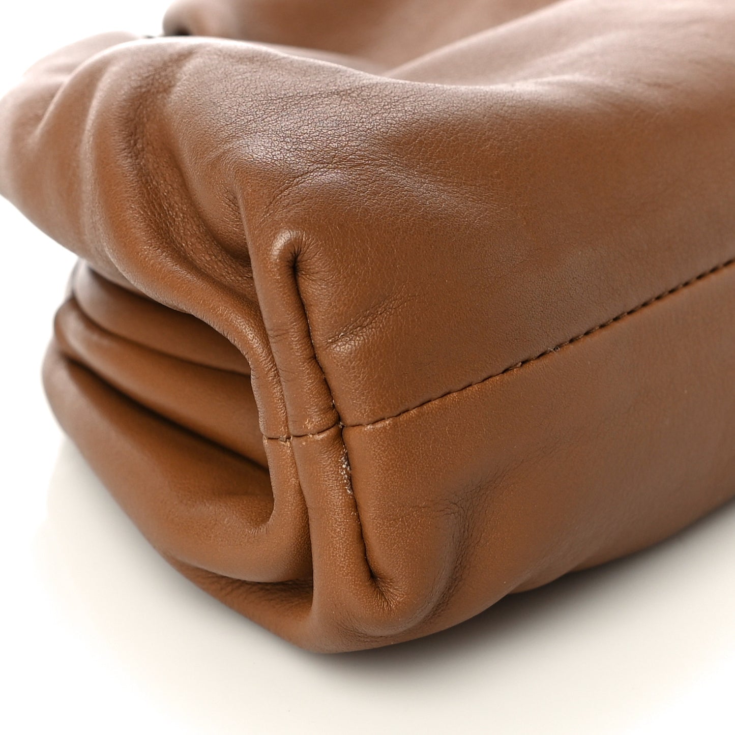 Butter Calfskin The Pouch 20 Cammello