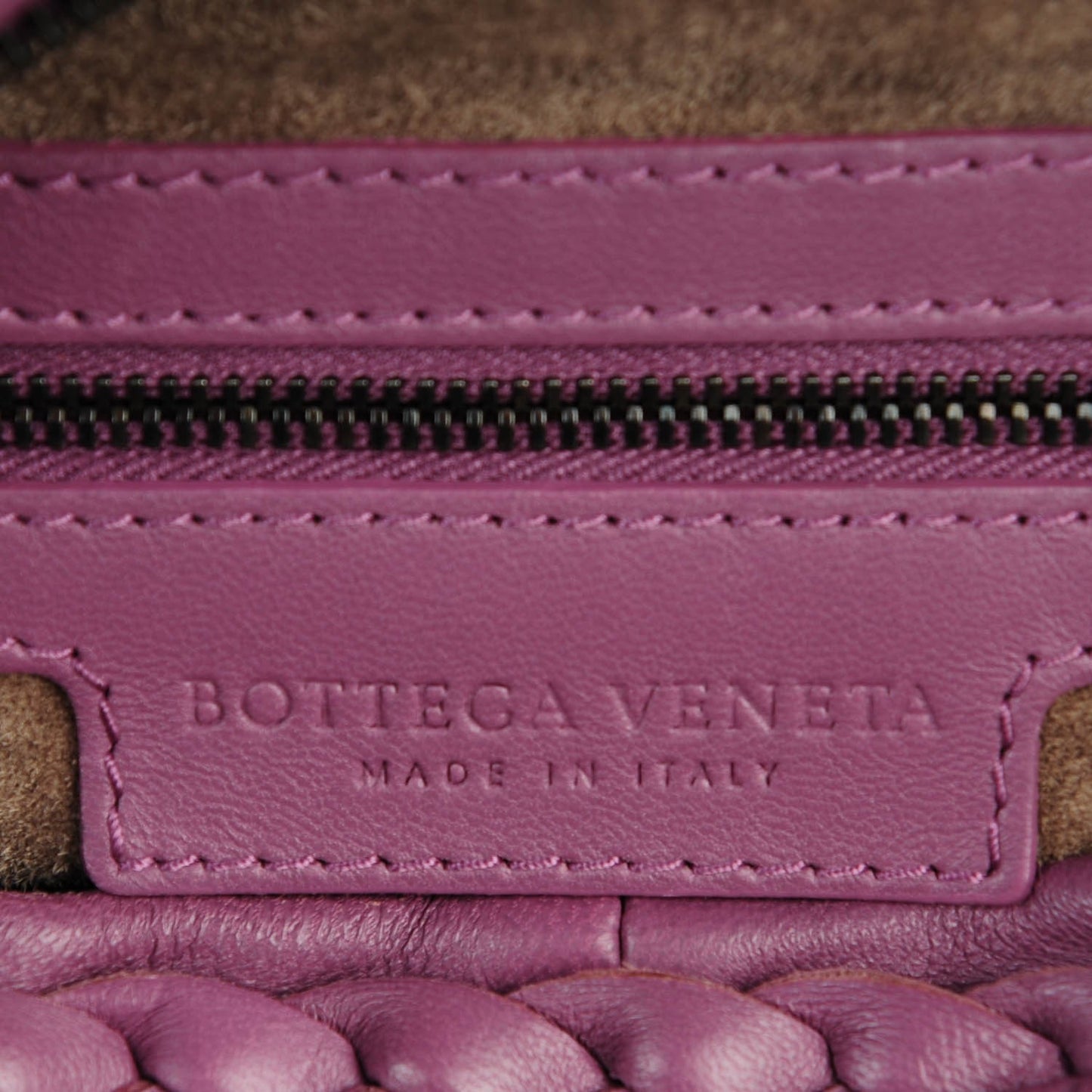 Nappa Intrecciato Medium Veneta Hobo Purple