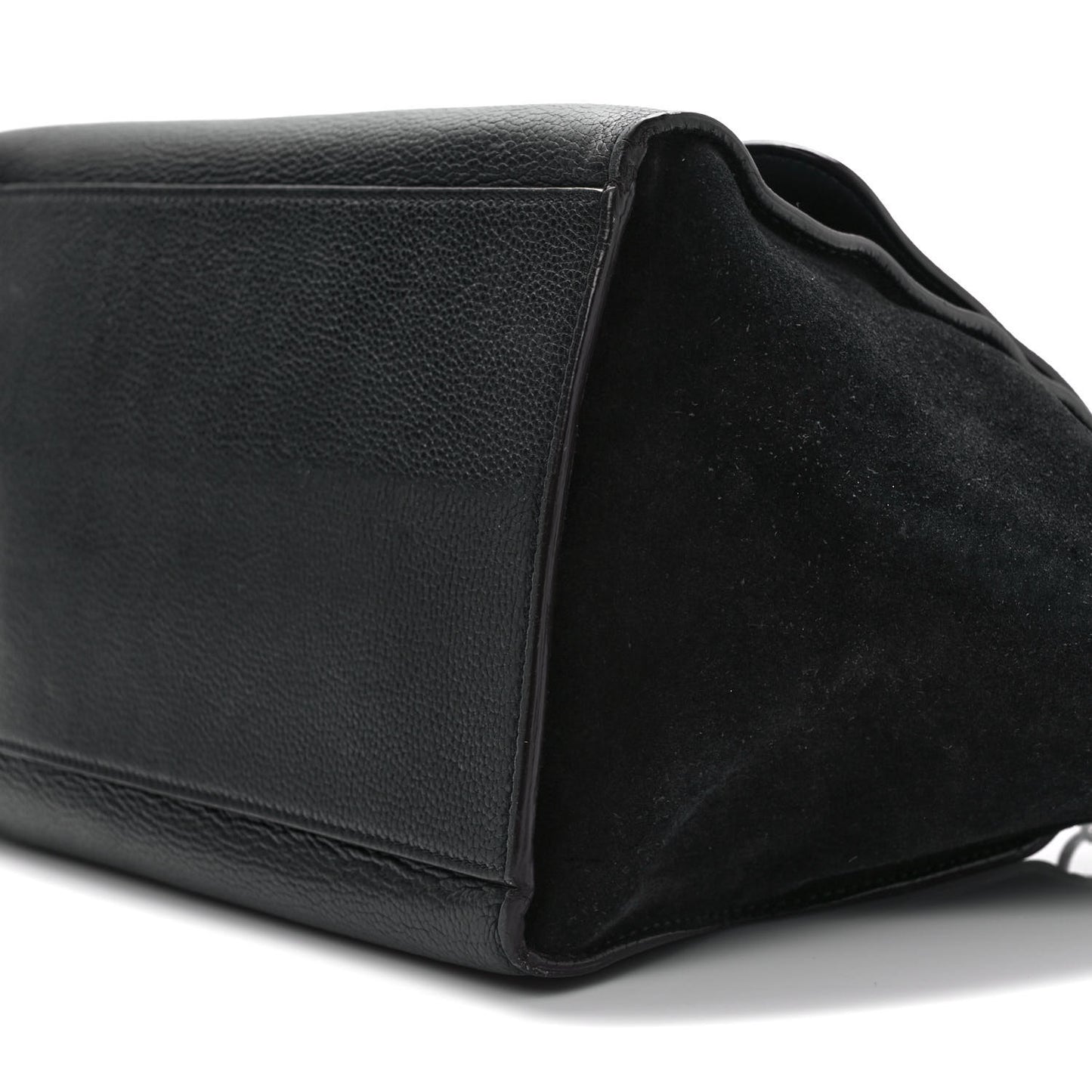 Drummed Calfskin Suede Medium Trapeze Black