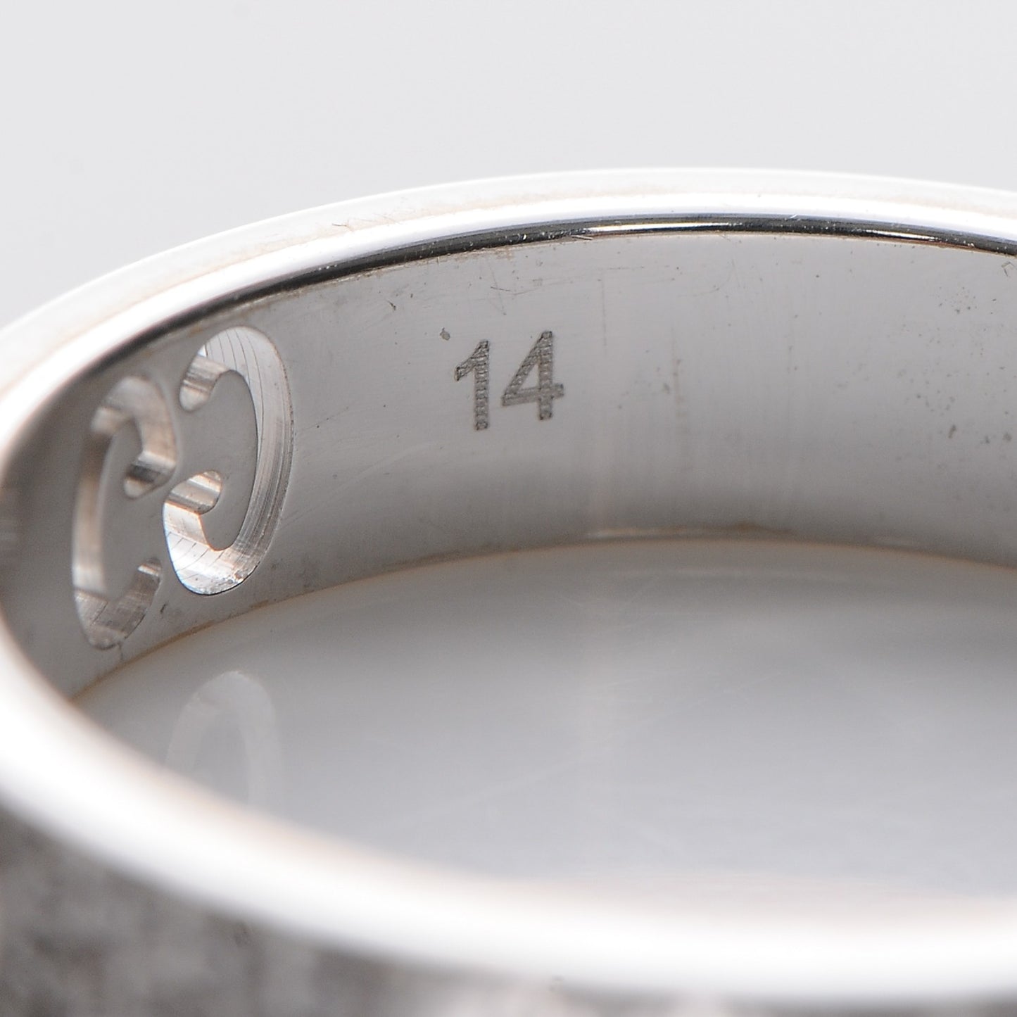 18K White Gold Diamond Icon Stardust Thin Band Ring 54 7