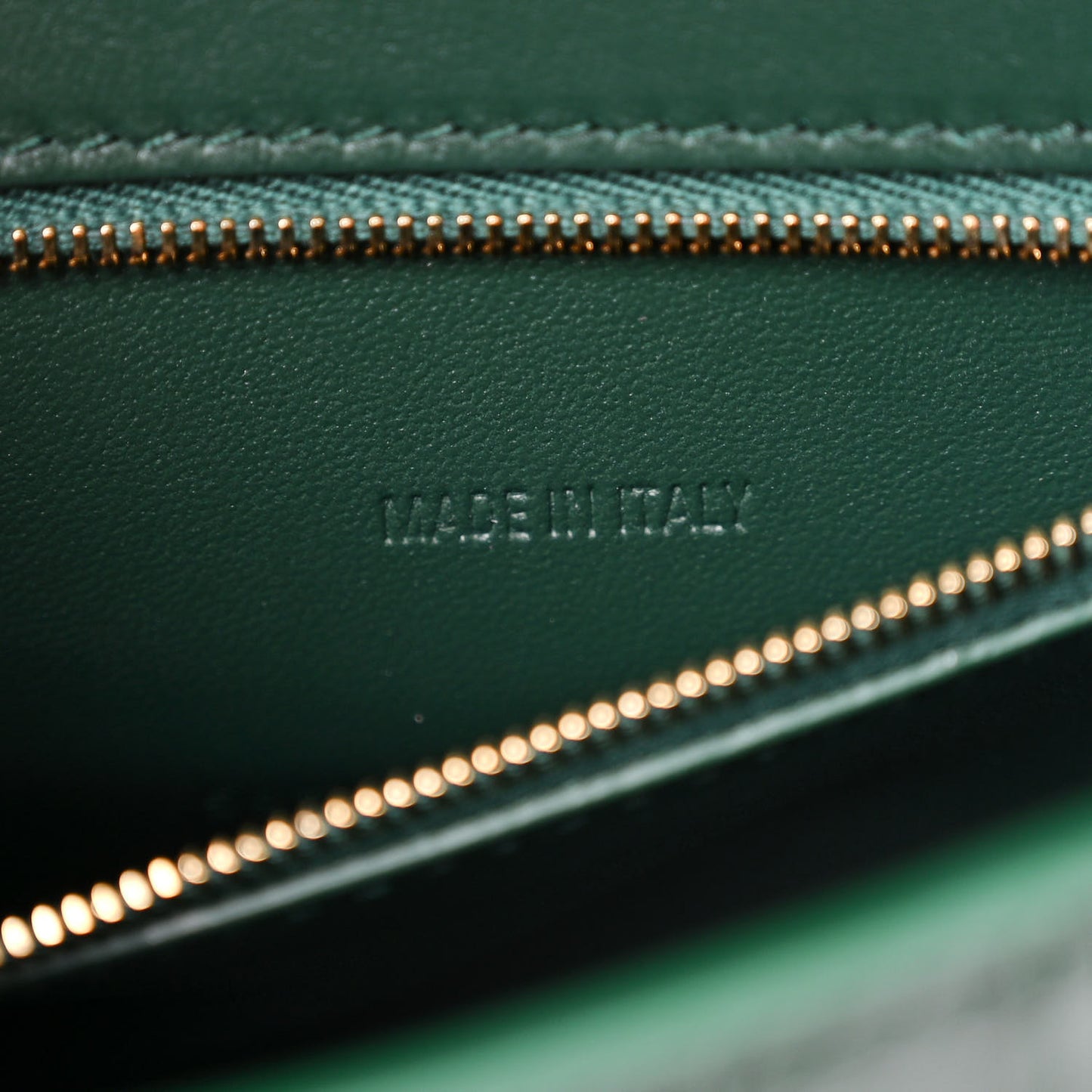 Shiny Calfskin Crocodile Embossed Small Hourglass Top Handle Bag Forest Green