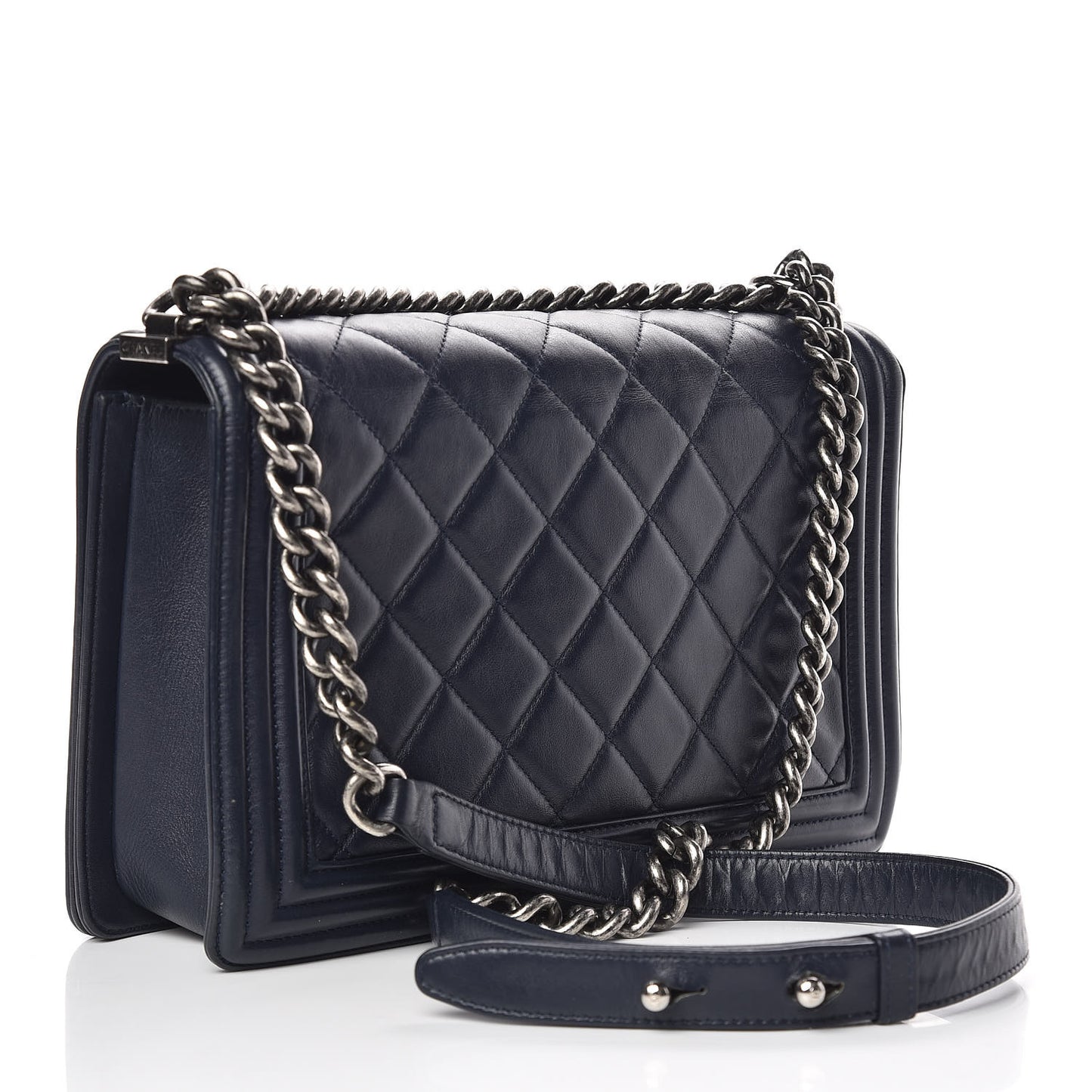 Lambskin Quilted New Medium Boy Flap Navy