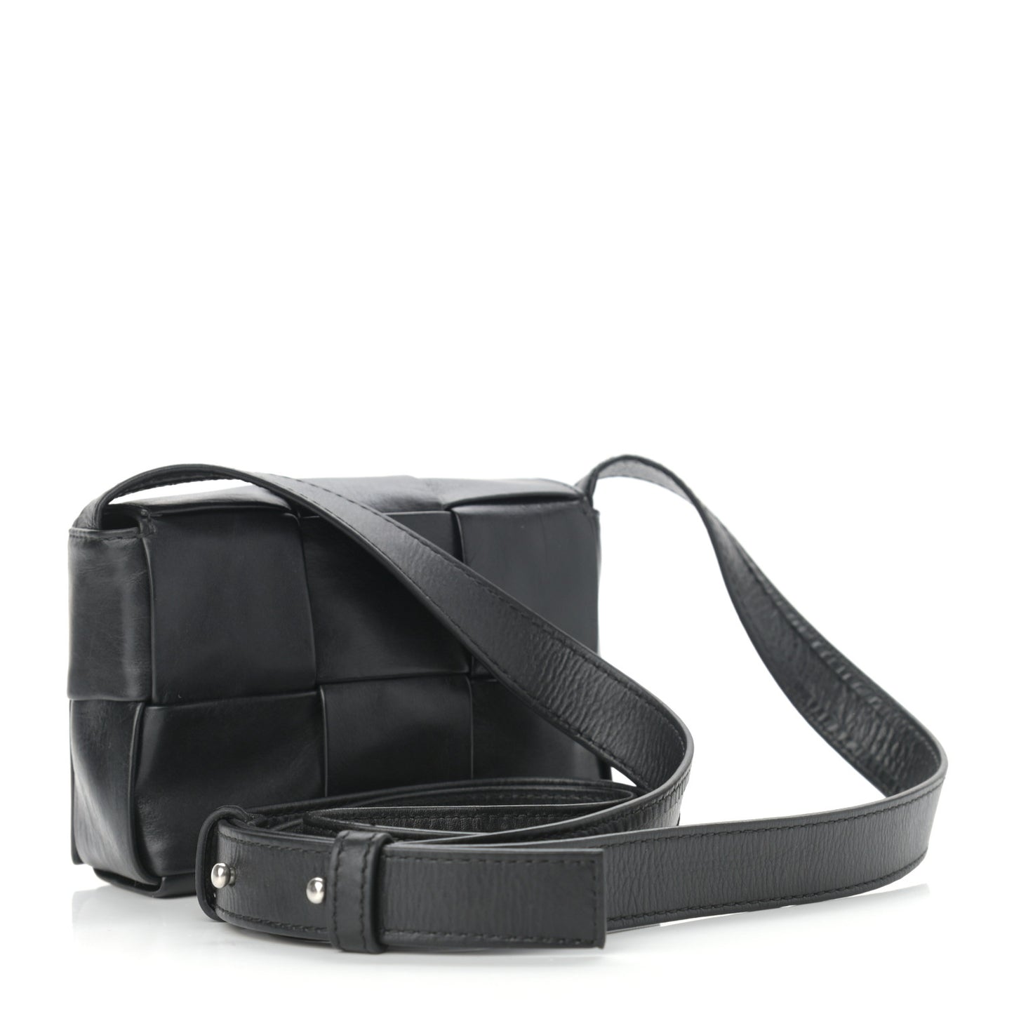Paper Calfskin Intrecciato Cassette Black