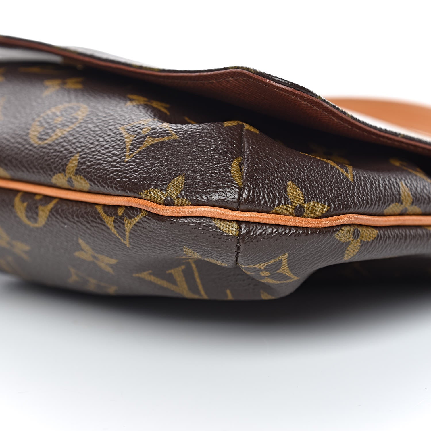 Louis Vuitton Monogram Musette Tango 11 of 11