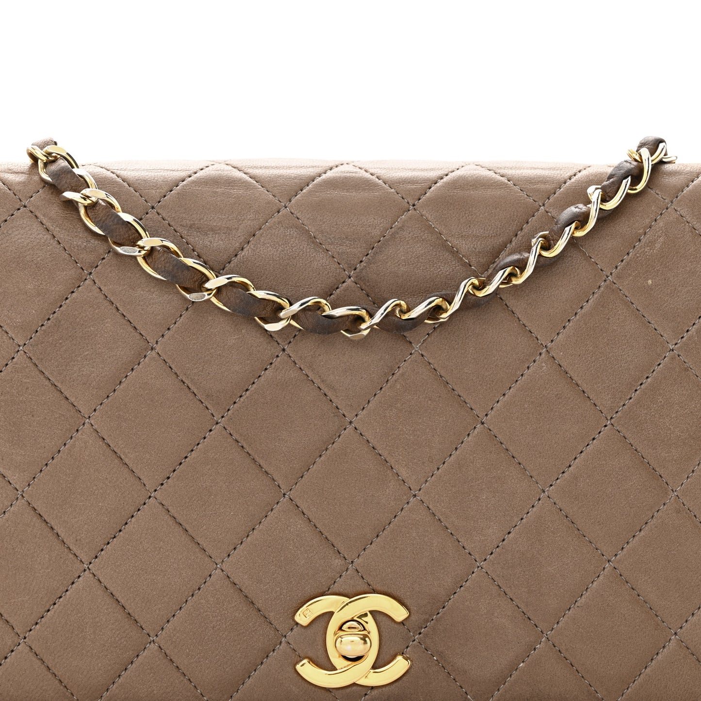 Lambskin Quilted Medium Single Flap Beige