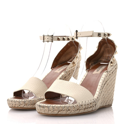 Valentino Garavani Grained Calfskin Rockstud Crisscross Ankle Strap Espadrille Wedge Sandals 39 Light Ivory 4 of 12