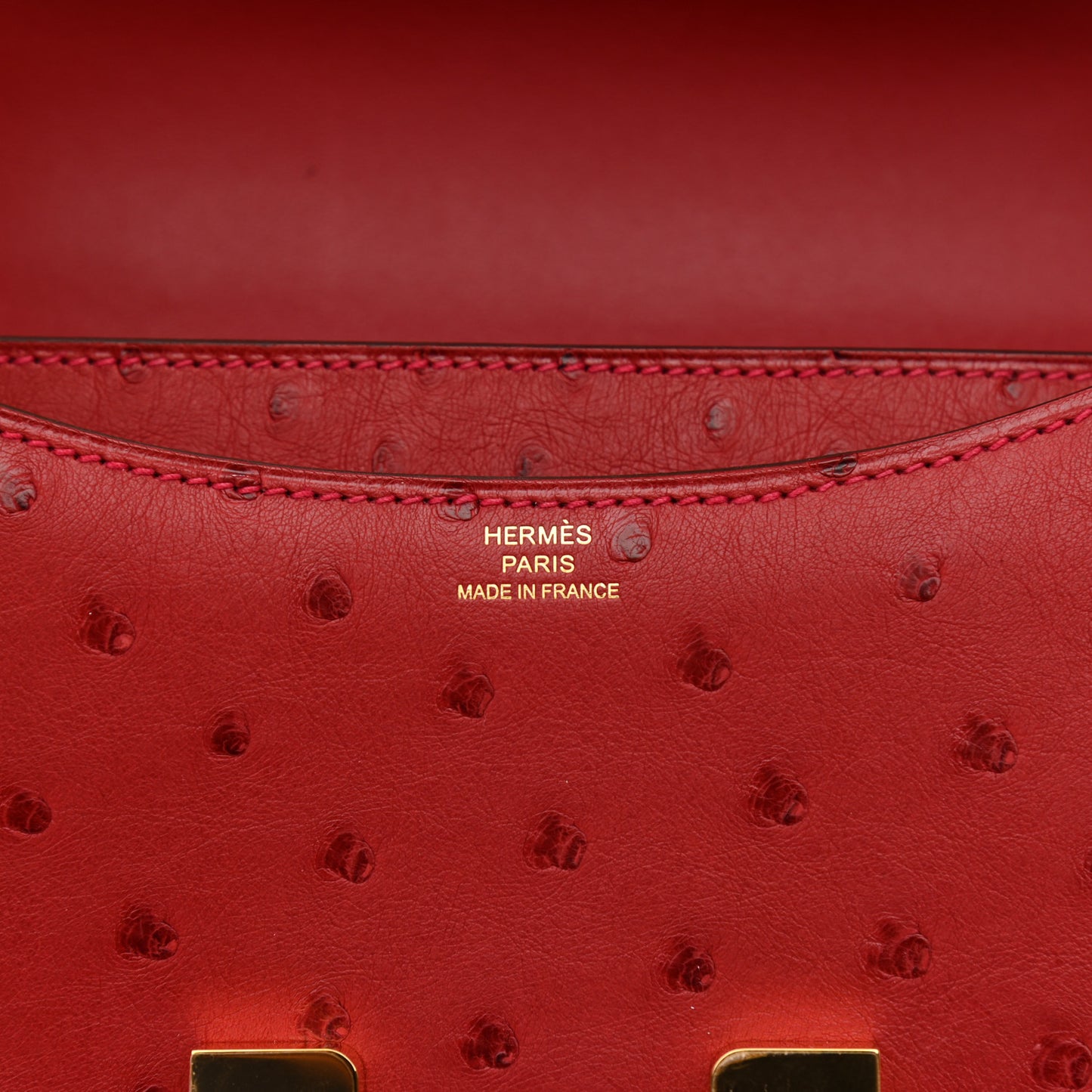 Ostrich Constance 18 Rouge Vif