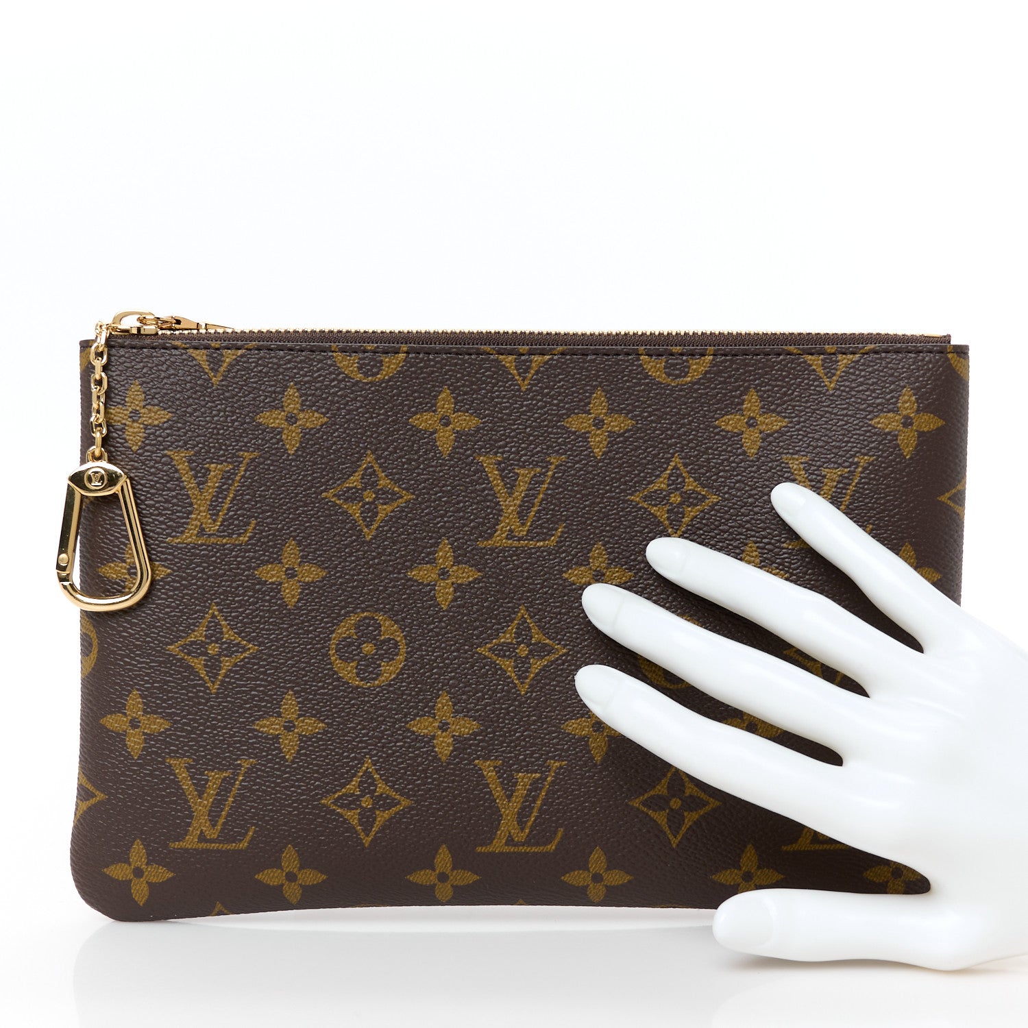 Louis Vuitton Monogram Key Pouch M 2 of 9