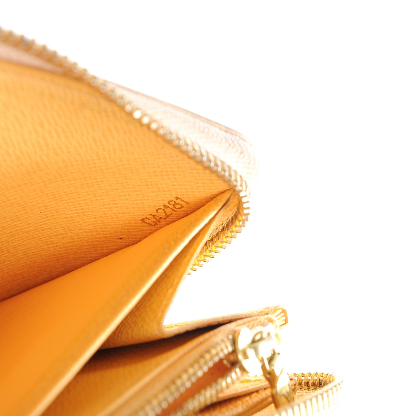 Damier Azur Illustre Zippy Wallet