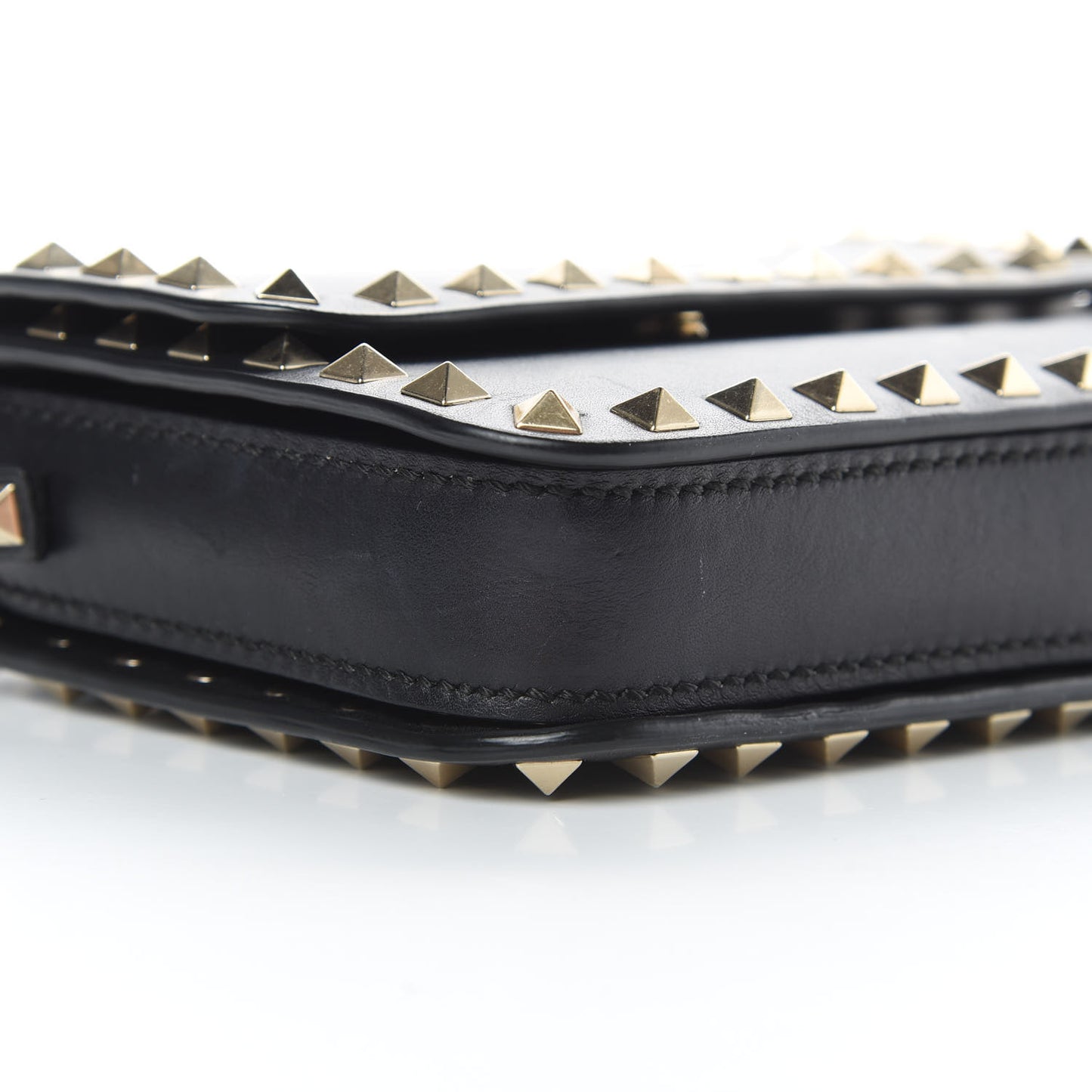 Vitello Rockstud Flap Crossbody Bag Black