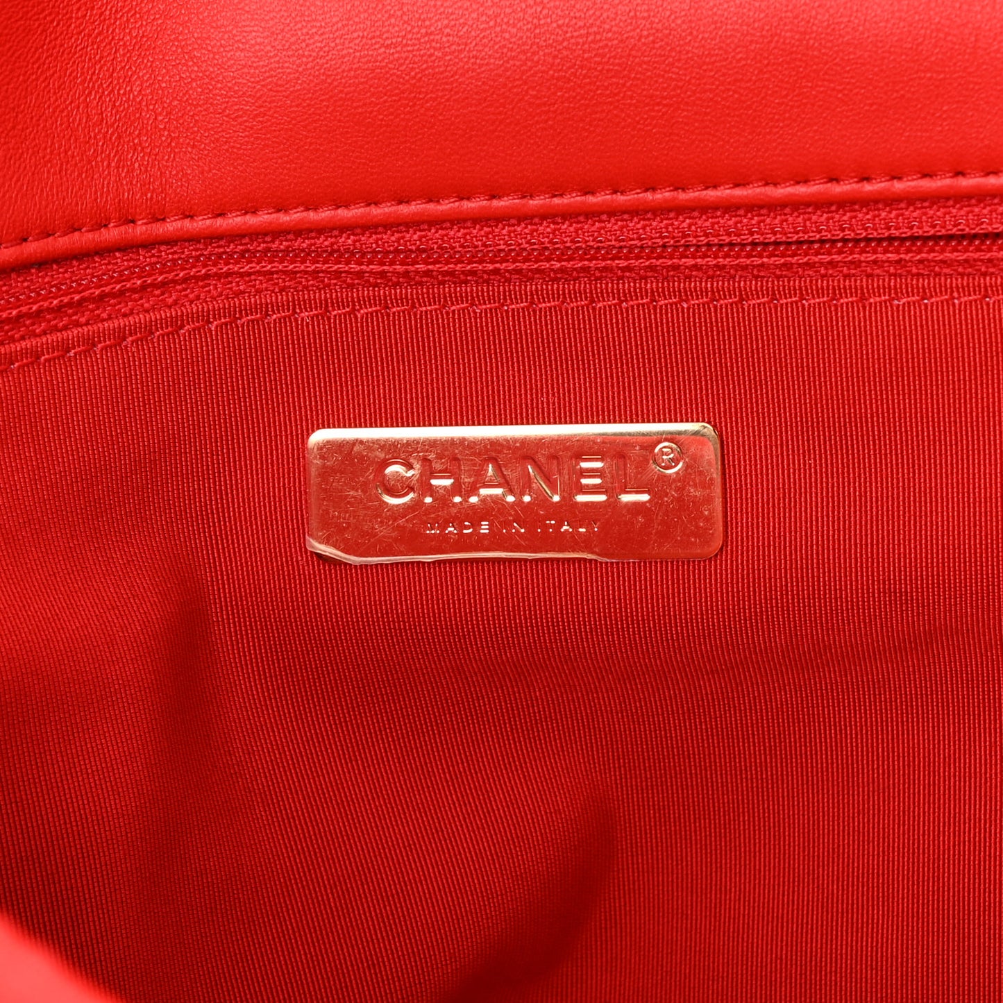 Jersey Lambskin Quilted Maxi Chanel 19 Flap Red