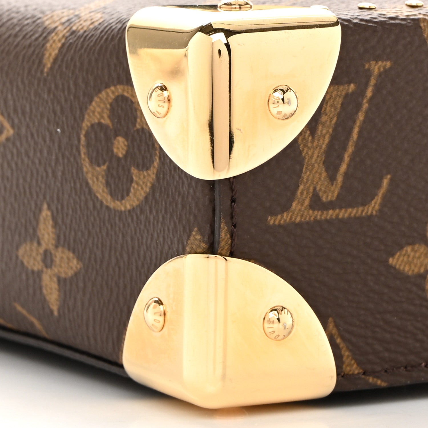 Louis Vuitton Reverse Monogram Camera Box NM 16 of 19