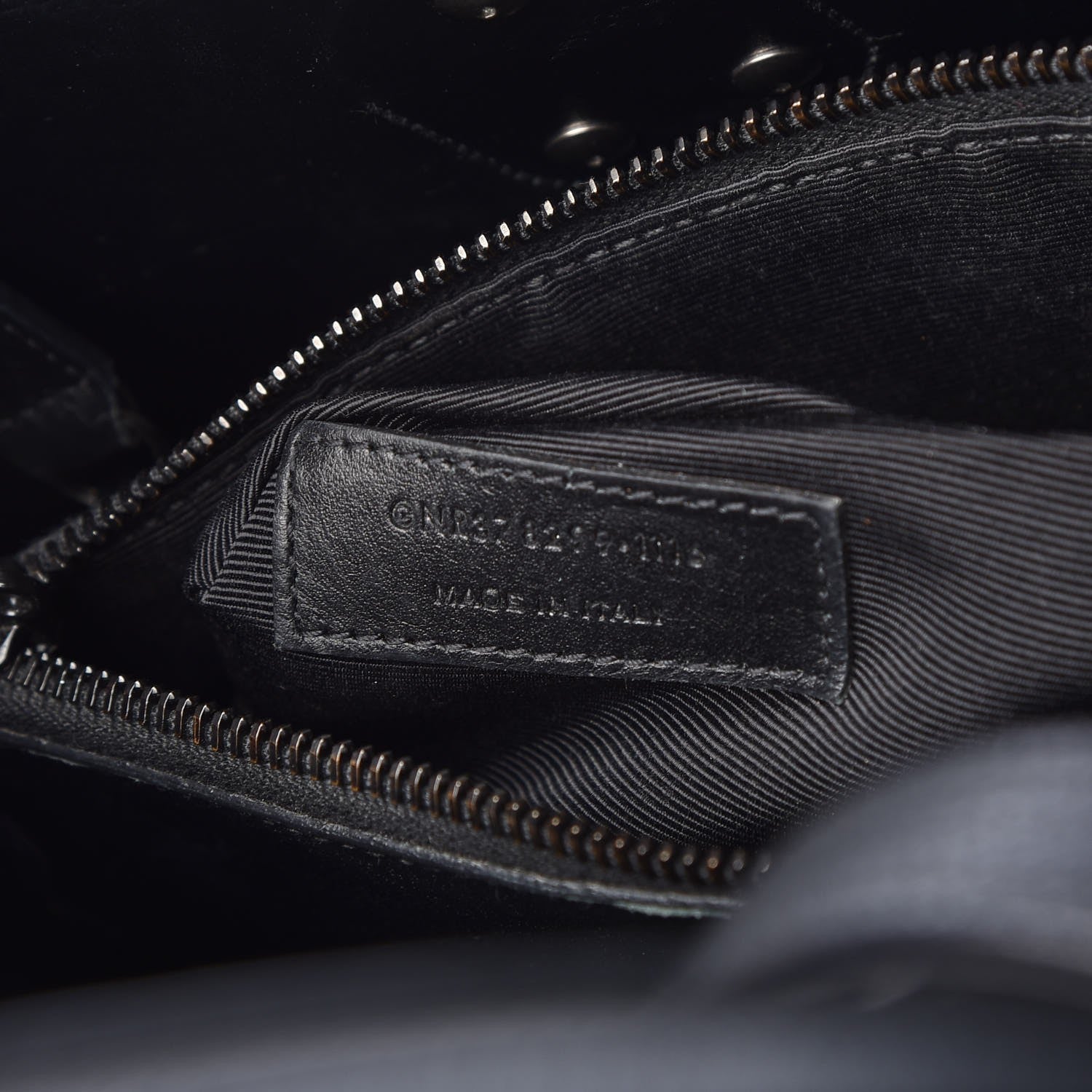Saint Laurent Grained Calfskin Small Sac De Jour Black 8 of 8