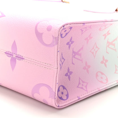 Louis Vuitton Monogram Giant Spring In The City Onthego PM Sunrise Pastel 8 of 8