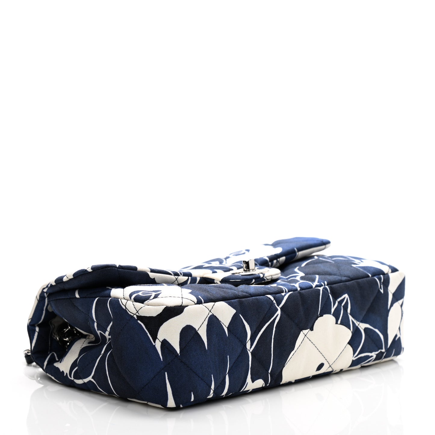 Floral Printed Silk CC Medium Single Flap Navy Blue White