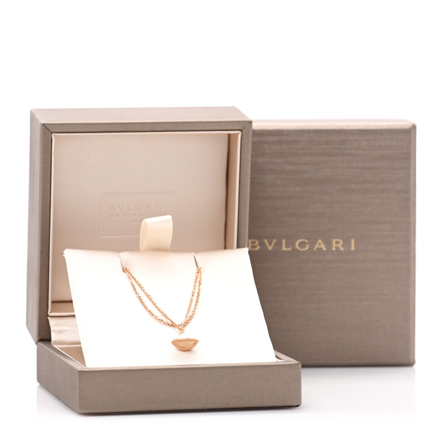 Bulgari 18K Rose Gold Mother of Pearl Divas' Dream Bracelet 4 of 4