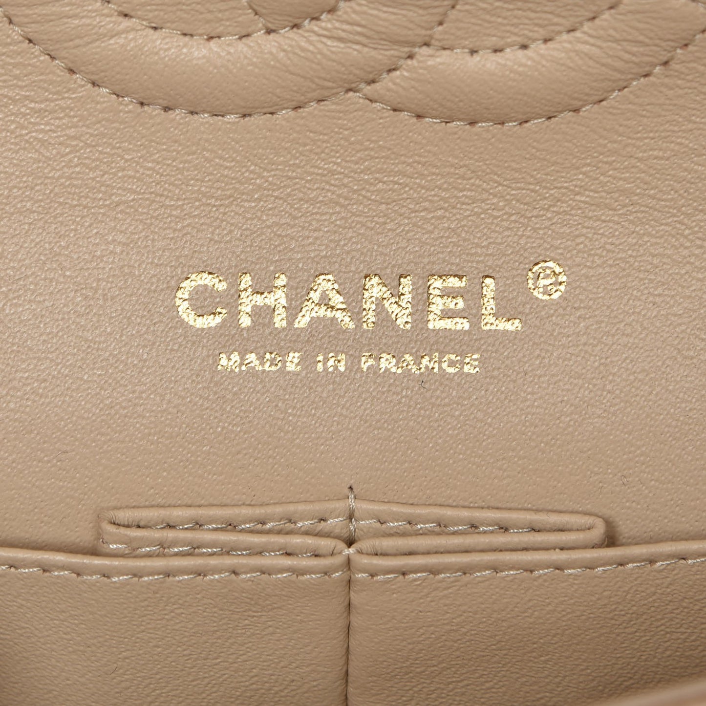 Caviar Quilted Medium Double Flap Beige Clair