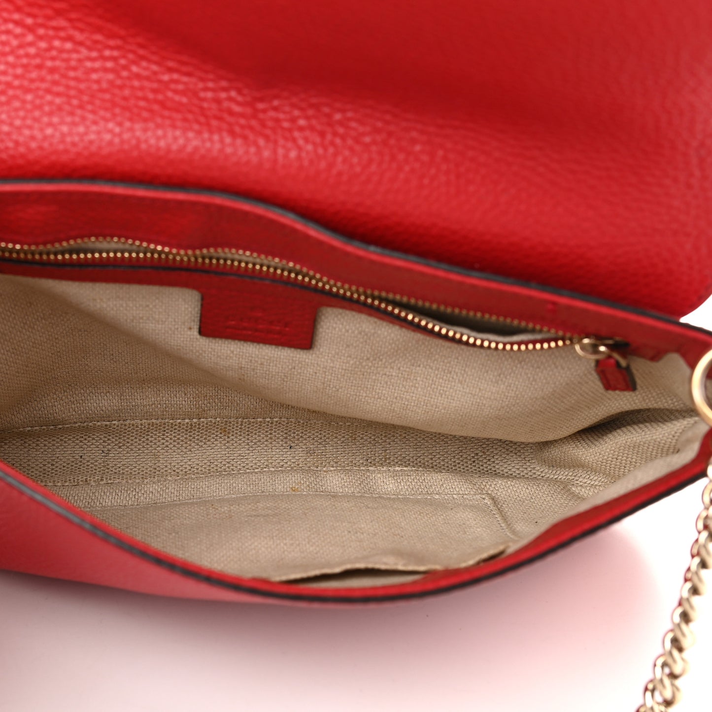 Pebbled Calfskin Medium Soho Flap Crossbody Tabasco Red