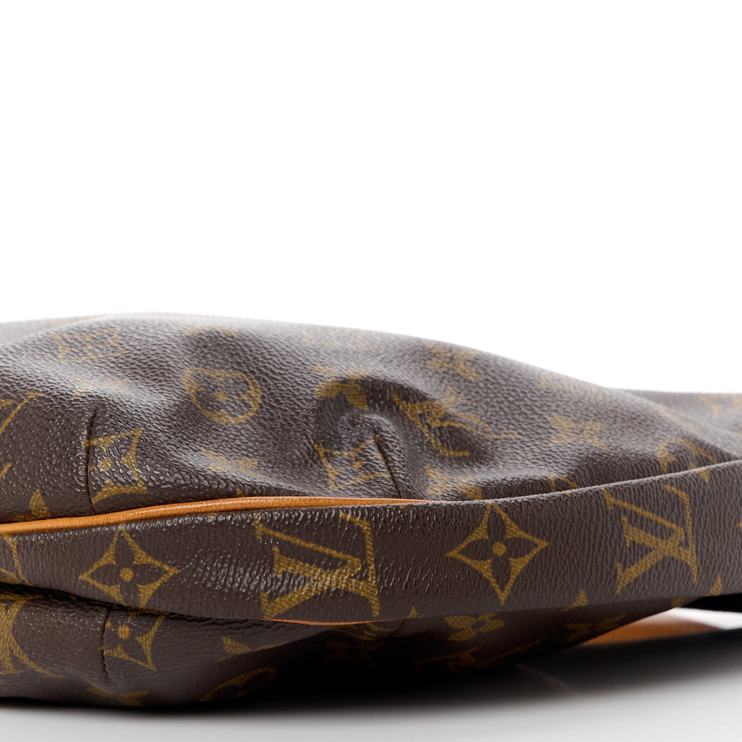 Monogram Croissant MM