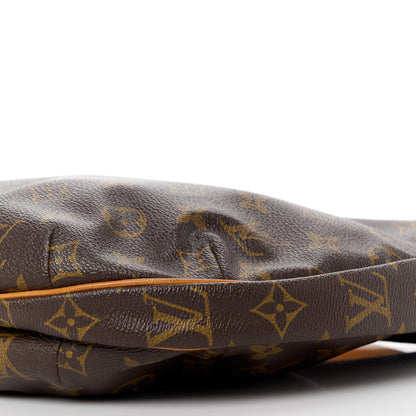 Louis Vuitton Monogram Croissant MM 9 of 11