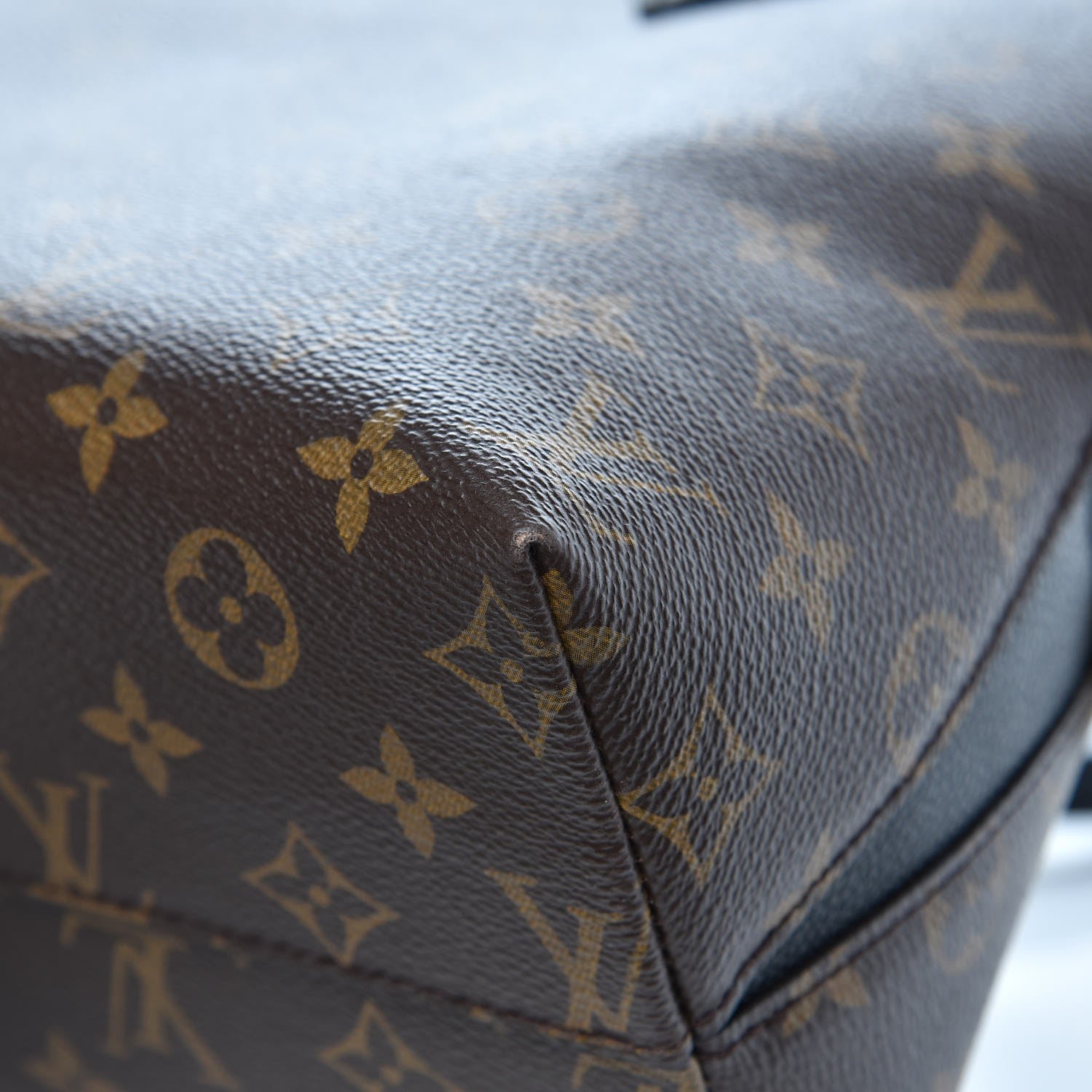 Louis Vuitton Monogram Alma BNB Black 9 of 10
