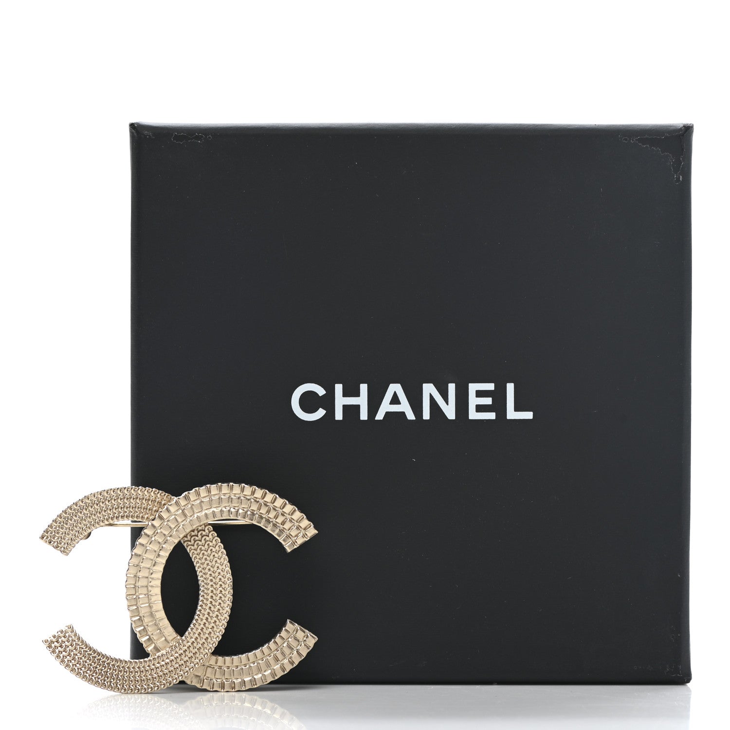 Chanel Metal Chain Quilted CC Brooch Gold 5 of 5