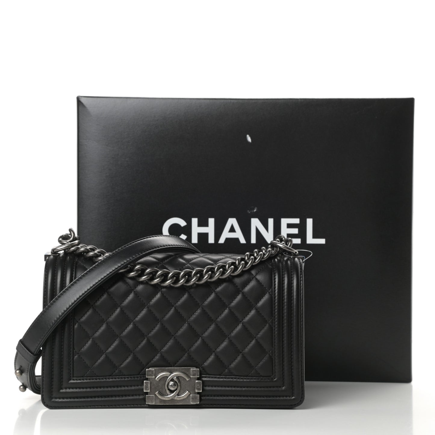 Lambskin Quilted Medium Boy Flap Black