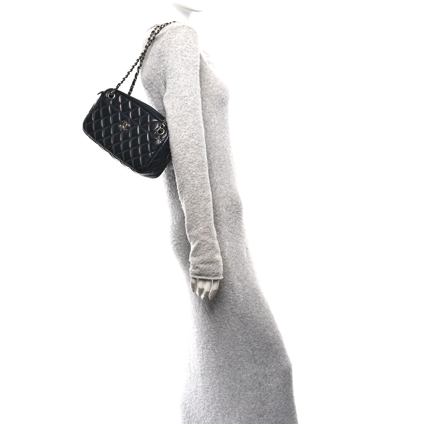 Lambskin Quilted Medium Camera Case Black
