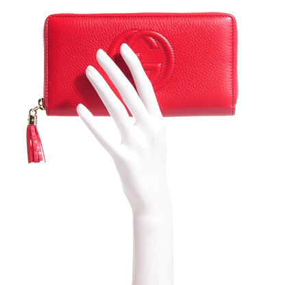 Gucci Pebbled Calfskin Soho Zip Around Wallet Tabasco Red 2 of 8