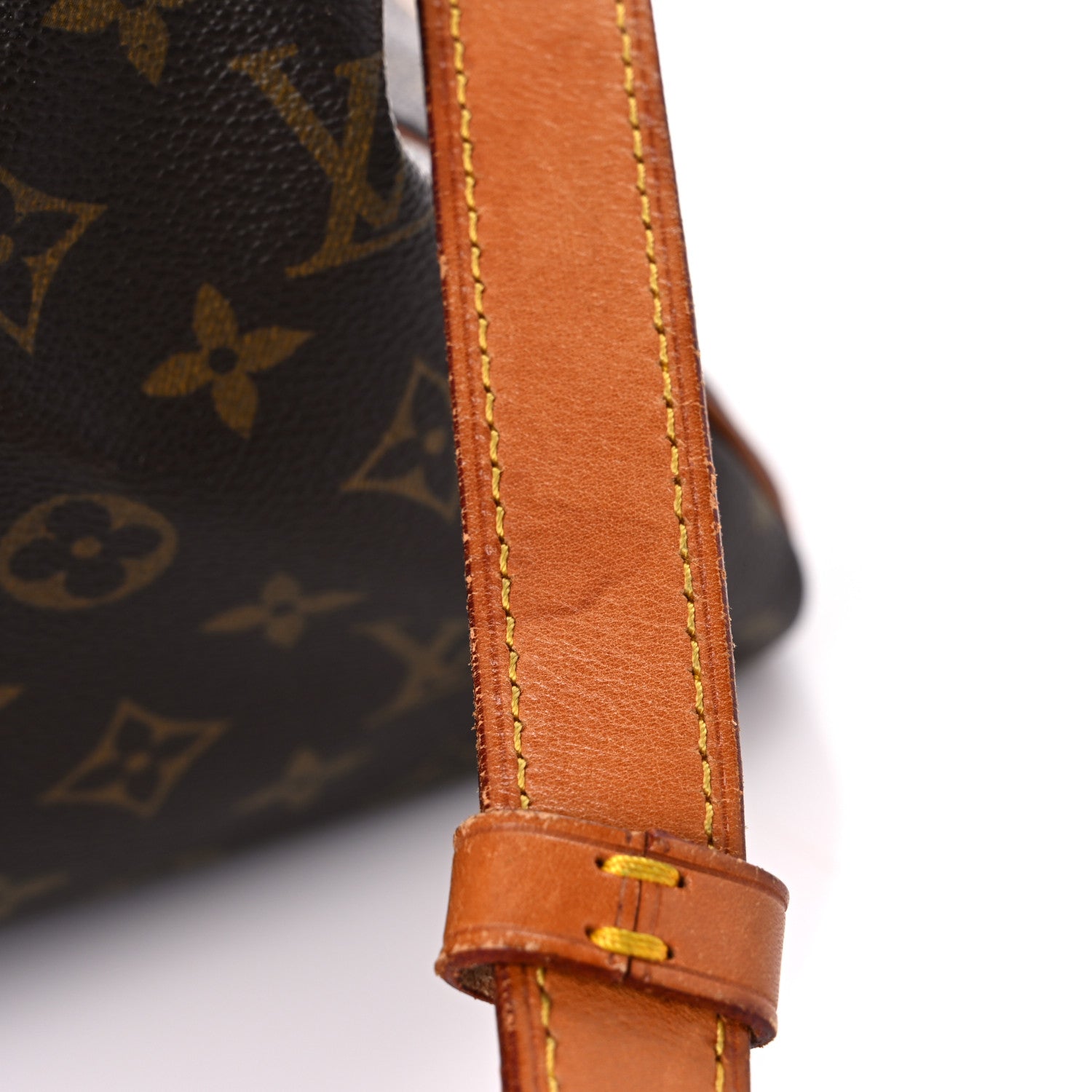 Louis Vuitton Monogram Keepall Bandouliere 50 38 of 43