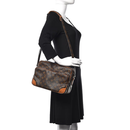 Louis Vuitton Monogram Nil 28 2 of 10