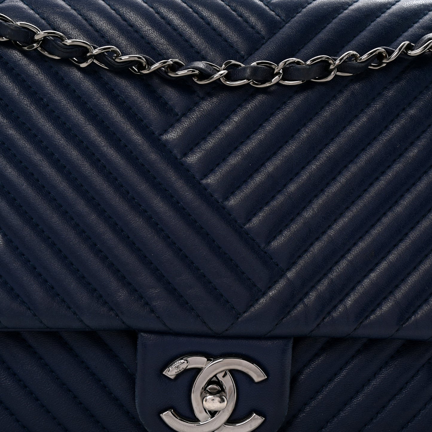 Lambskin Quilted Large CC Crossing Flap Navy