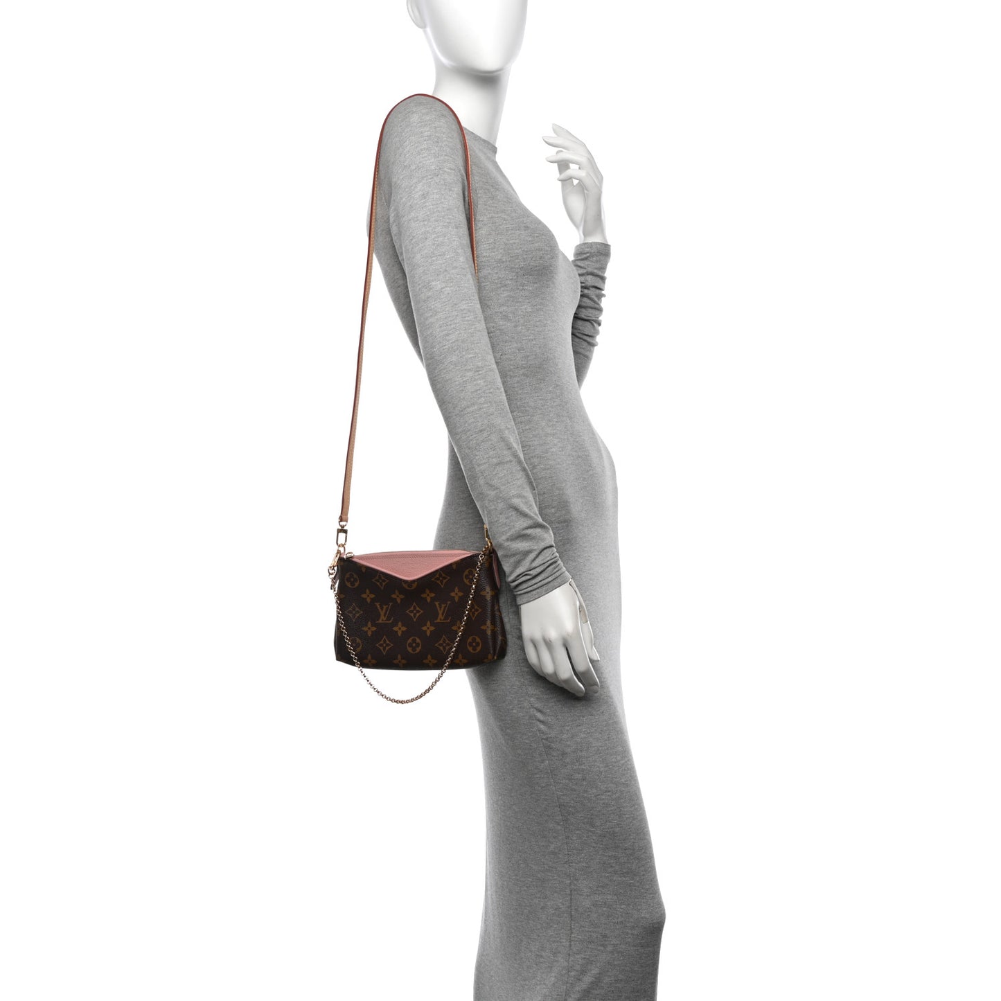 Monogram Pallas Clutch Rose Poudre