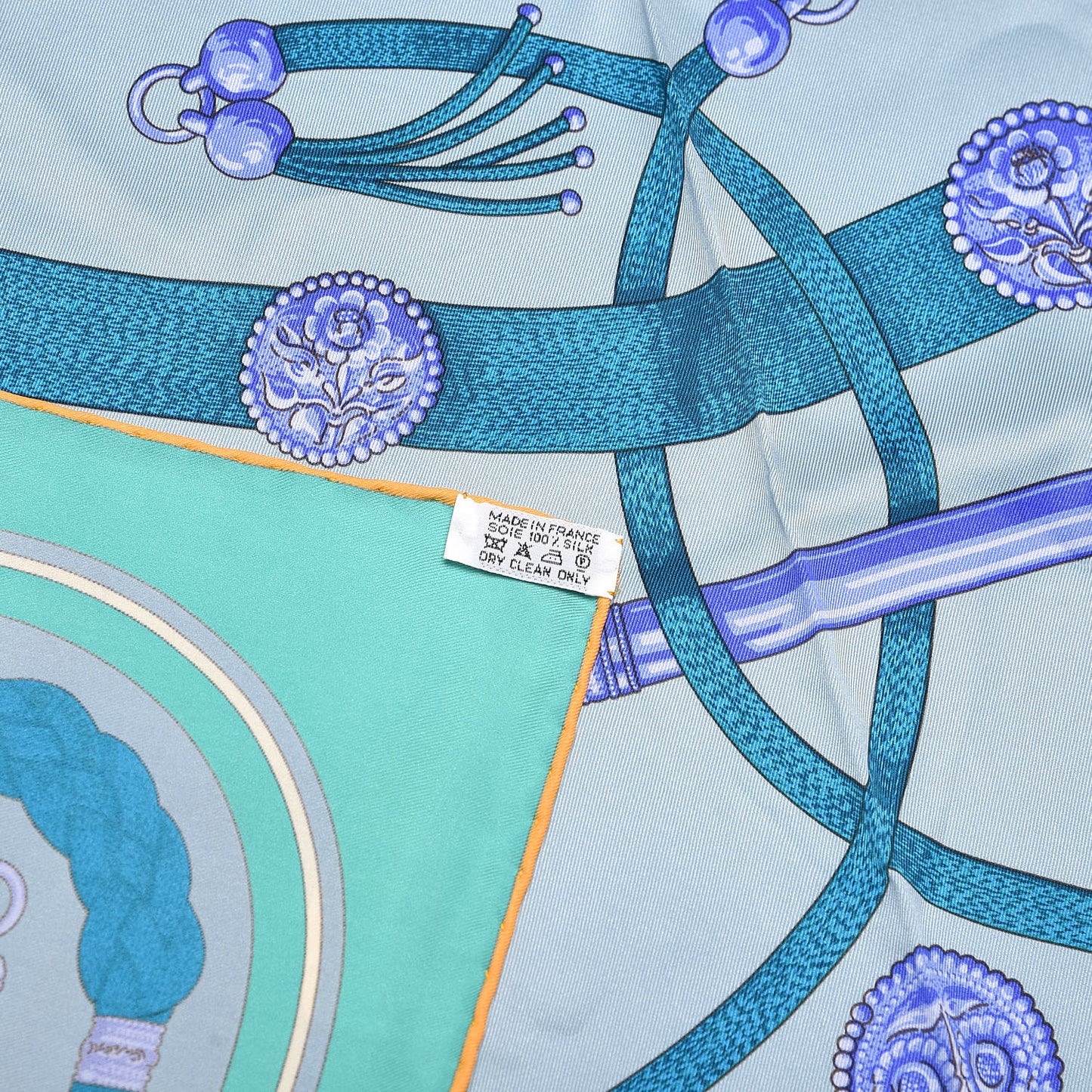 Silk Gaucho Par Paris Scarf 70