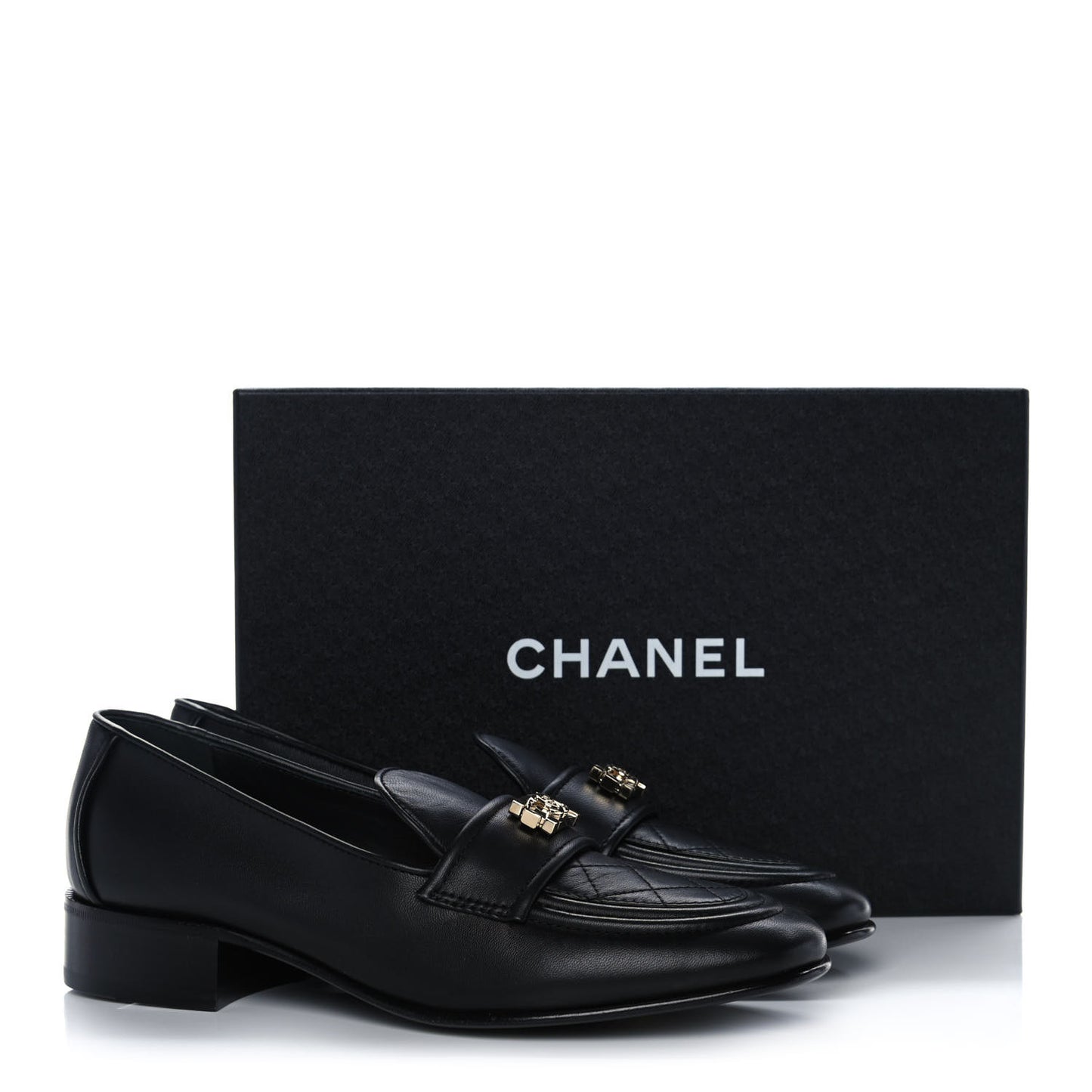 Lambskin Quilted Womens CC Loafers 39 Black