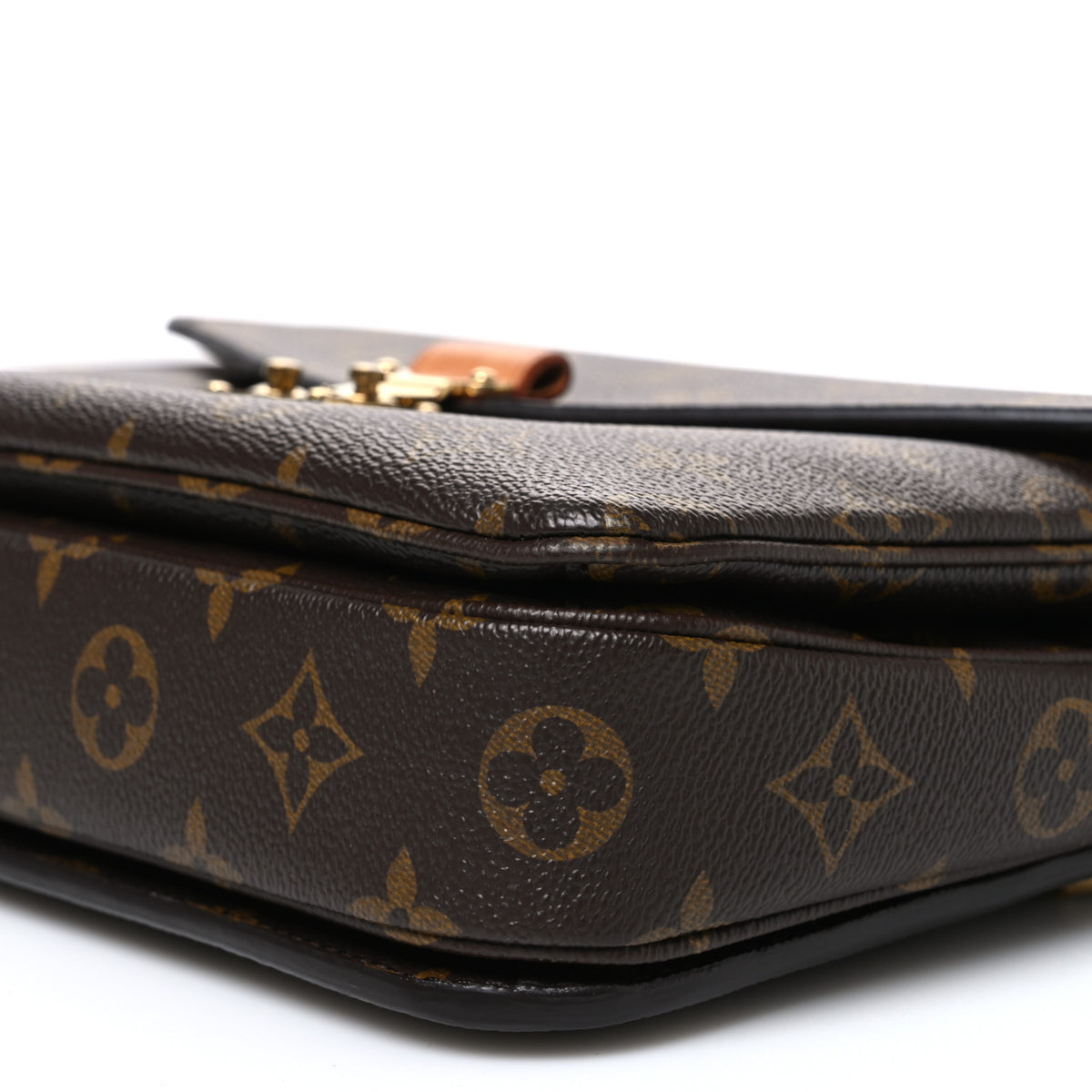 Louis Vuitton Monogram Pochette Metis 9 of 10