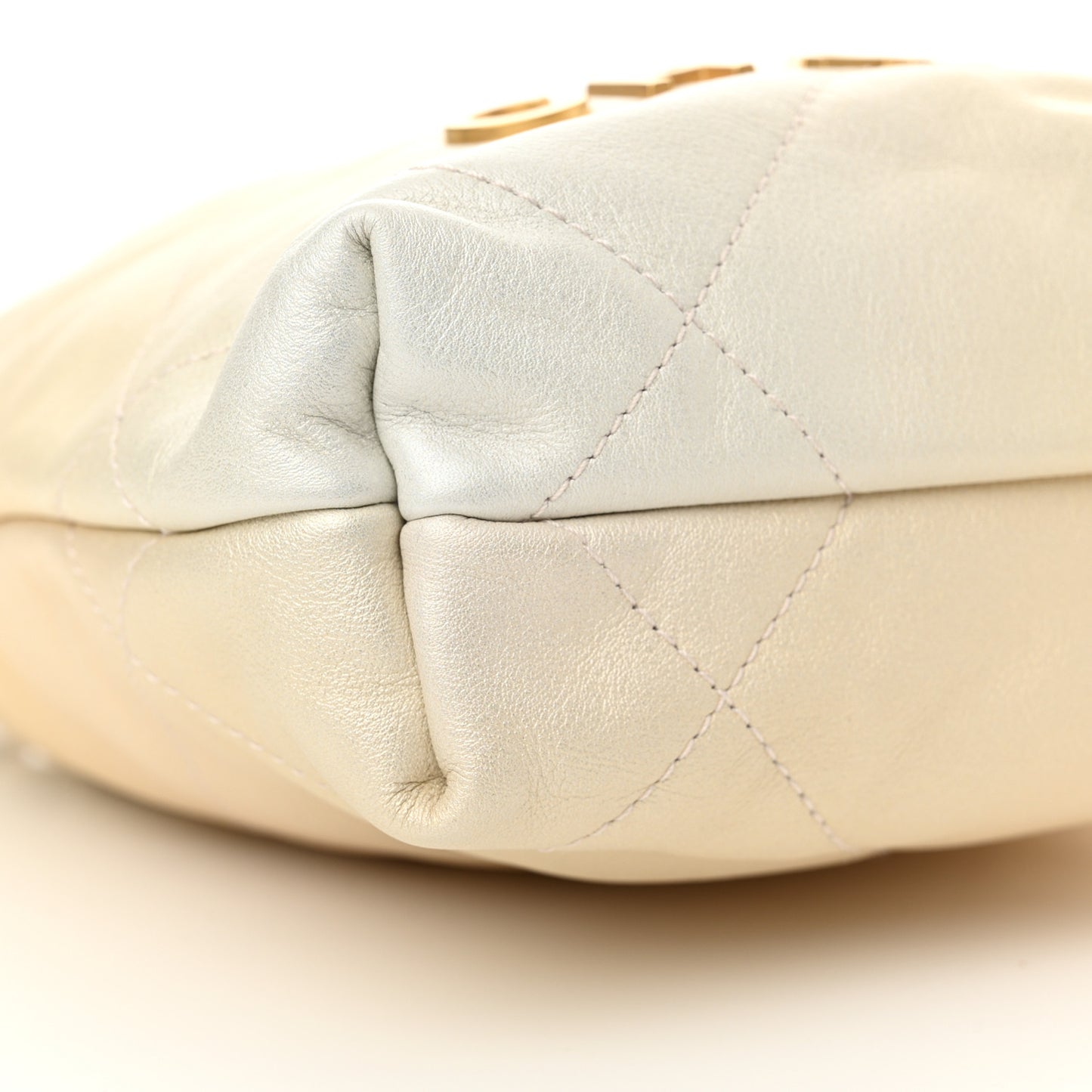 Pearly Shaded Calfskin Quilted Mini Chanel 22 Ecru Golden