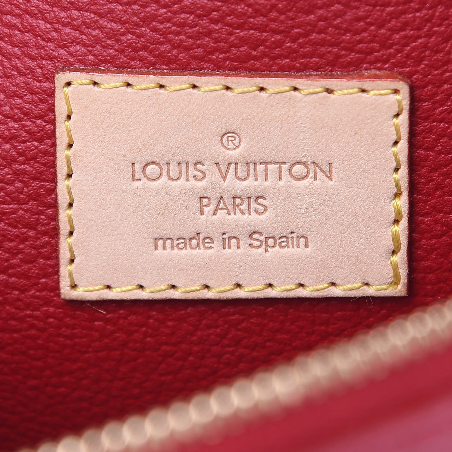 Louis Vuitton Vernis Cosmetic Pouch Pomme D'Amour 6 of 9