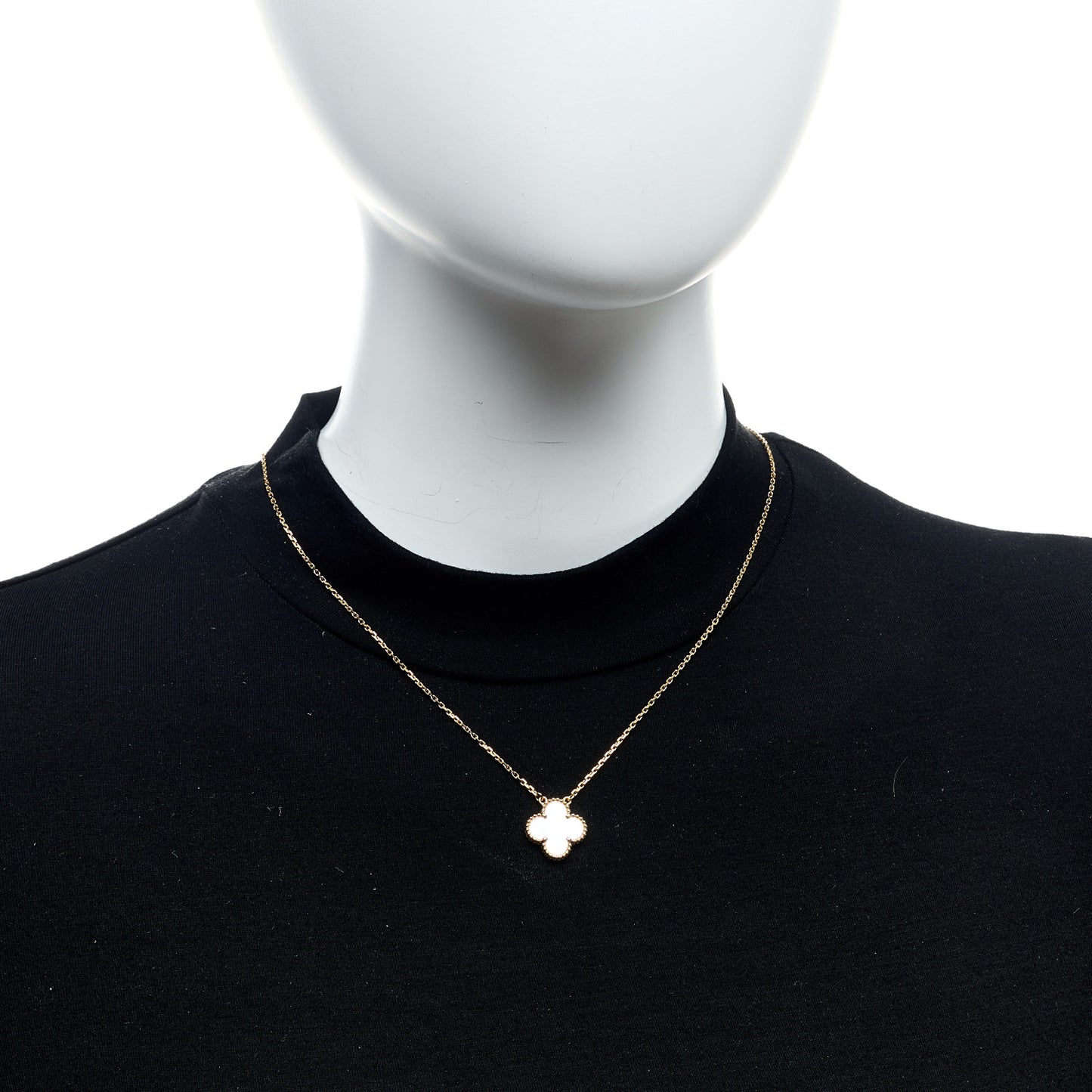 18K Yellow Gold Mother of Pearl Vintage Alhambra Pendant Necklace