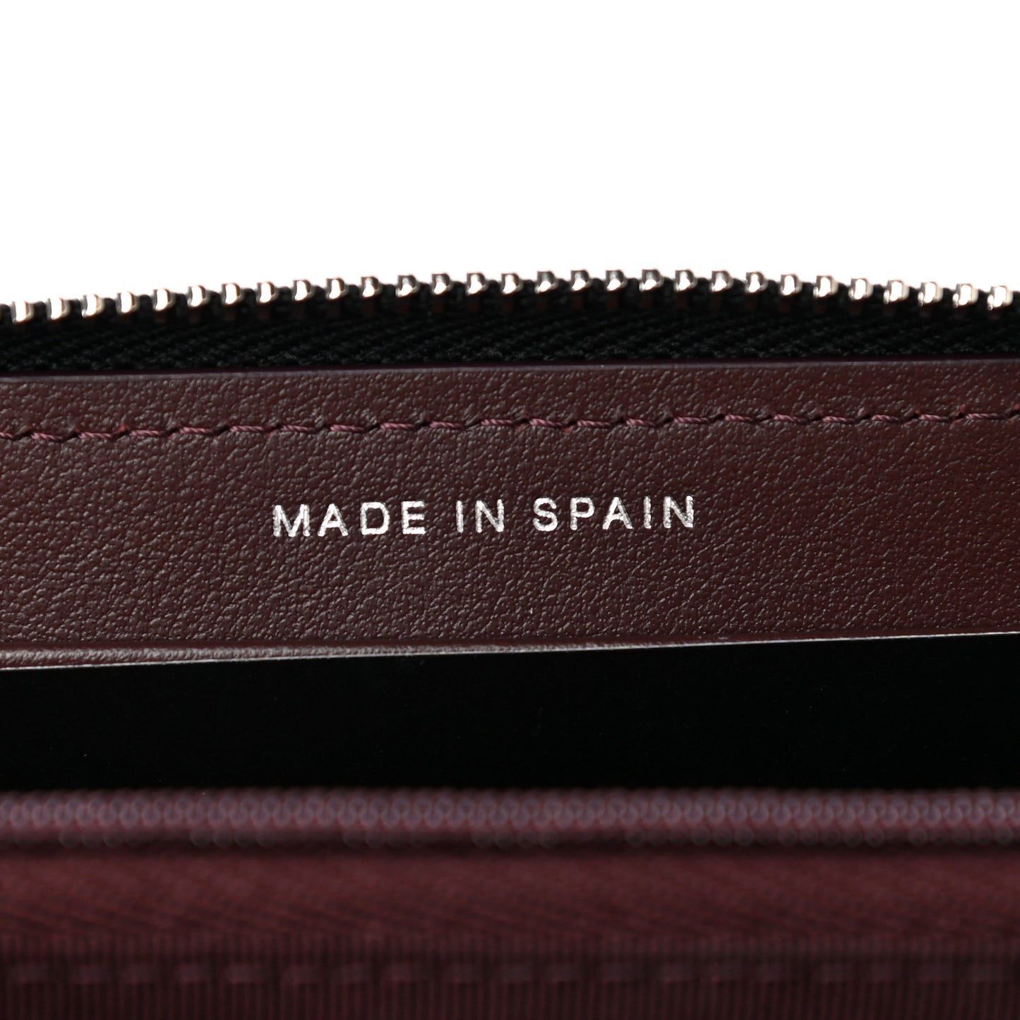 Caviar Quilted Medium Zip Around Wallet Black